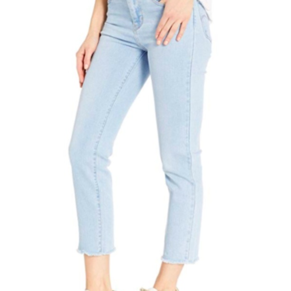 Levi's 724 High Rise Straight Crop Women's Jeans - Picture 1 of 5